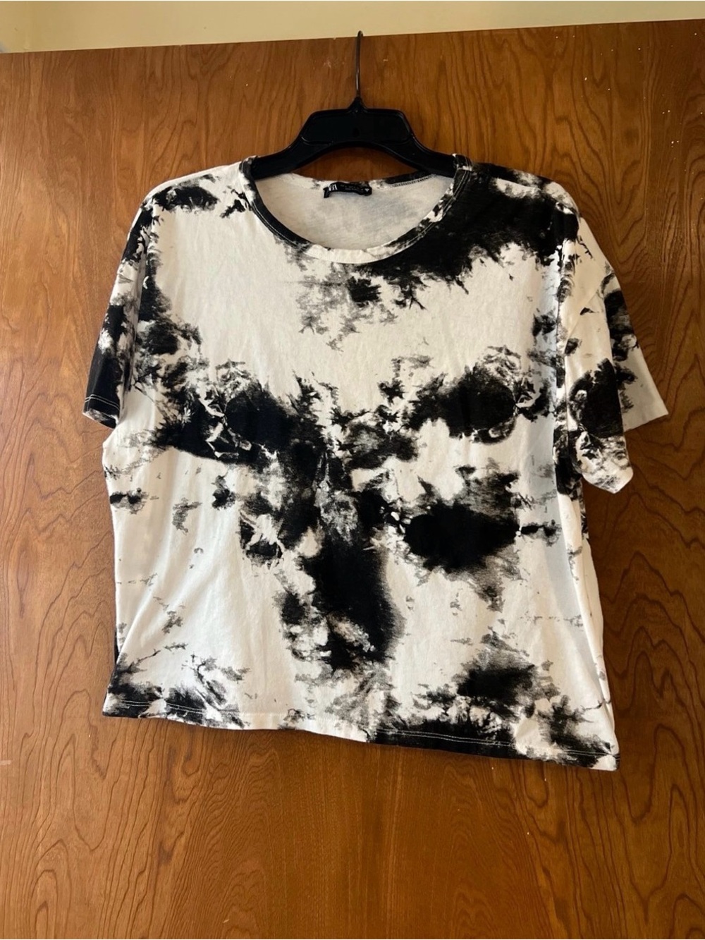 Zara tie-dye cropped t-shirt Size L